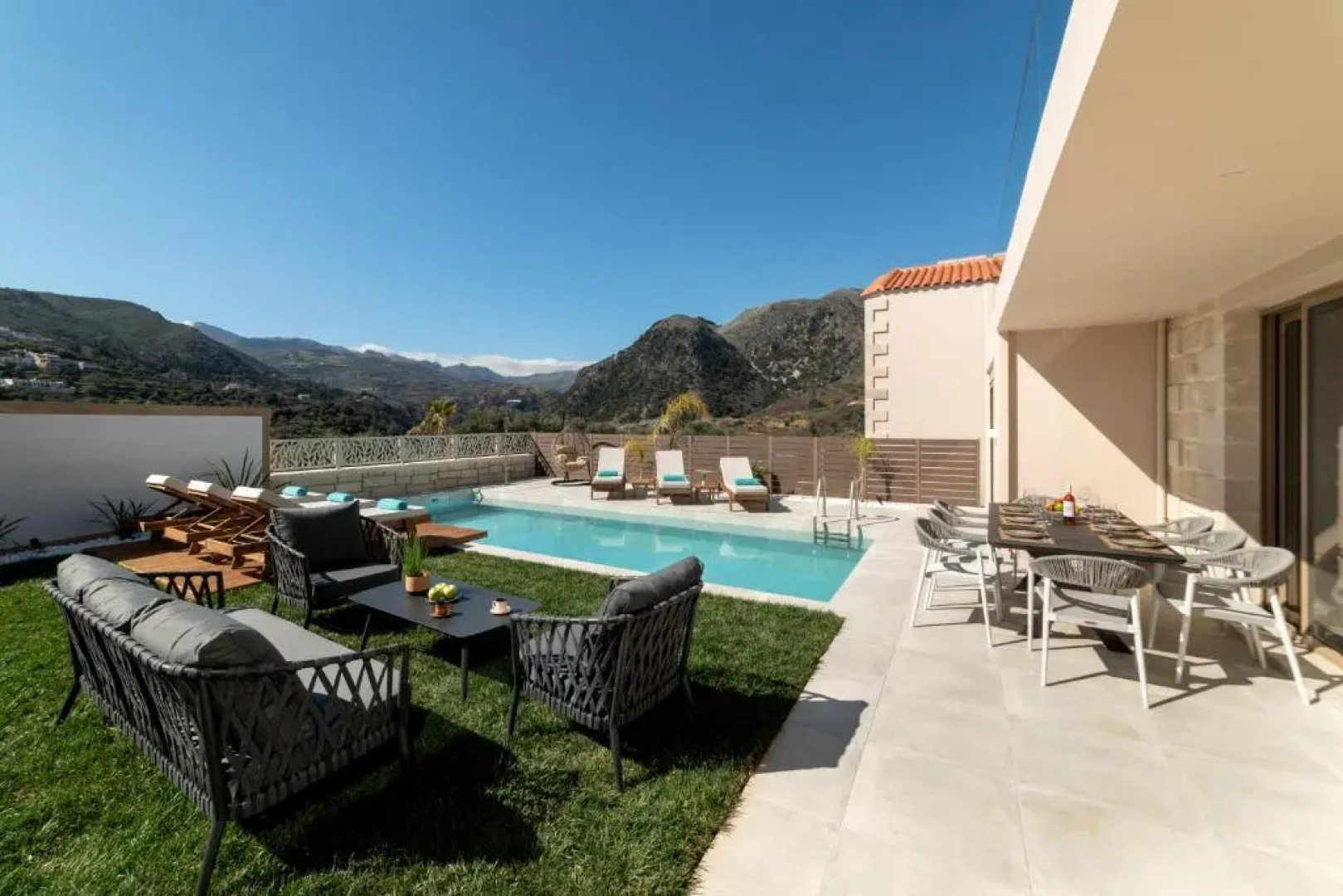 Villa Silentium Evilia by MediterraneanVillas