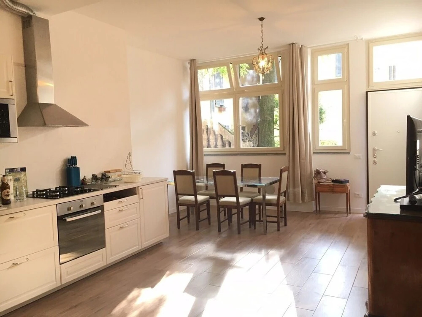 Elegant Flat 15 min From the Center of Milan