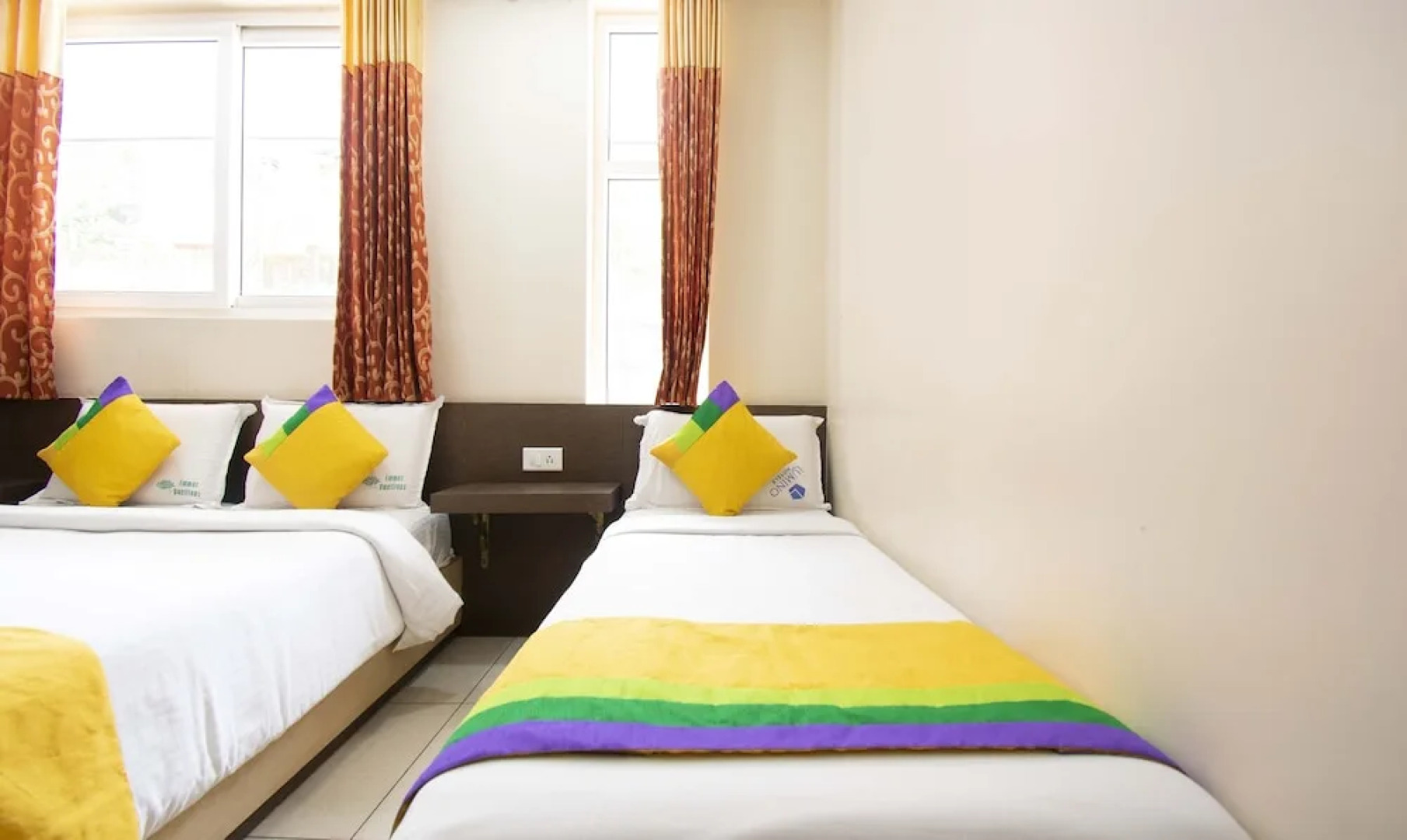 Treebo Trip Lumino Rainbow