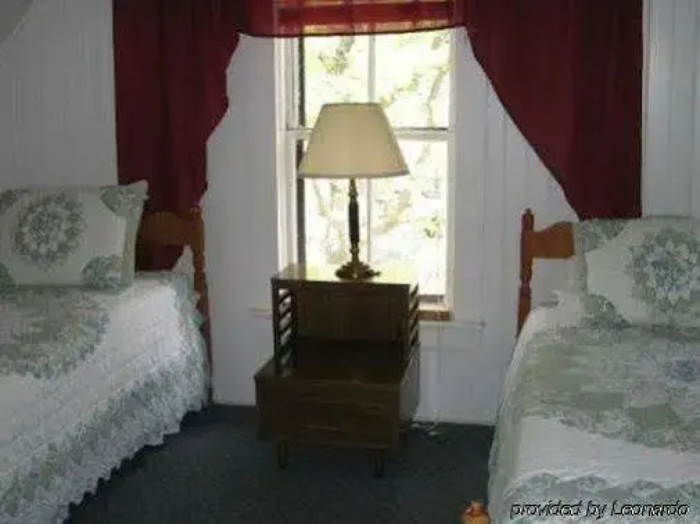 Weirs Beach Motel and Cottages