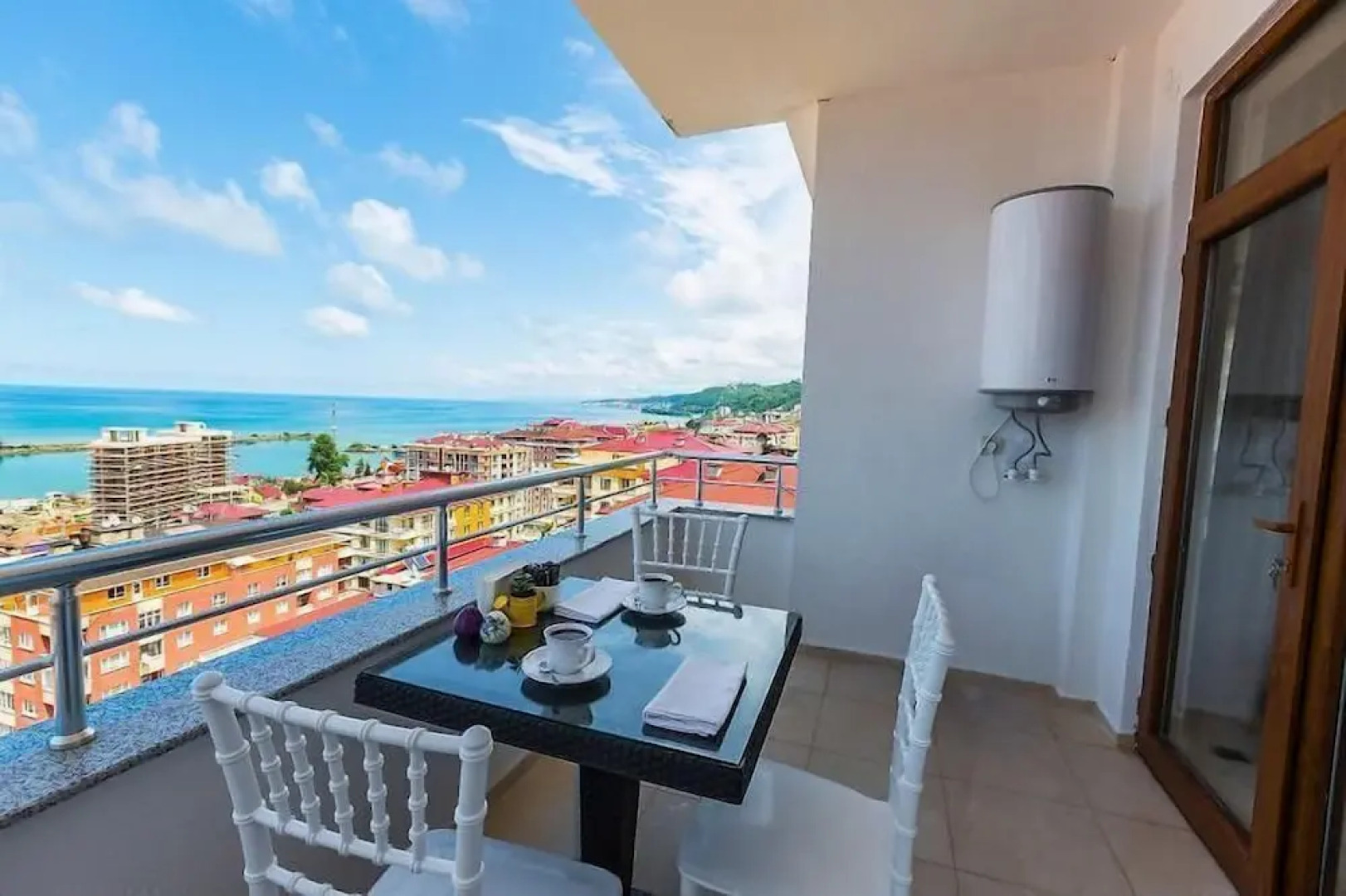 Almercan Hotel Suite