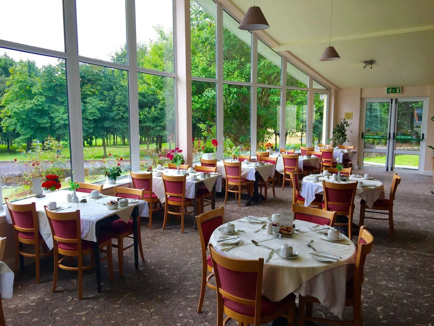 Fernhill Golf & Country Club Hotel