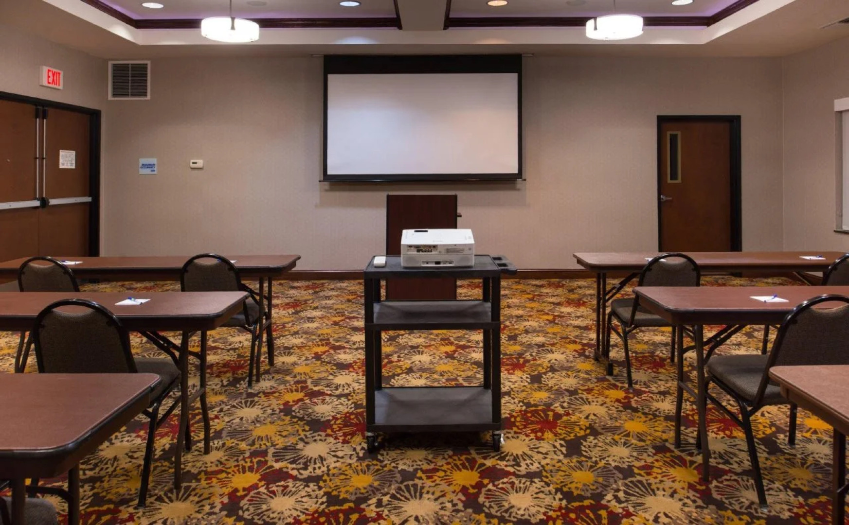 Holiday Inn Express Hotel & Suites Pittsburg by IHG