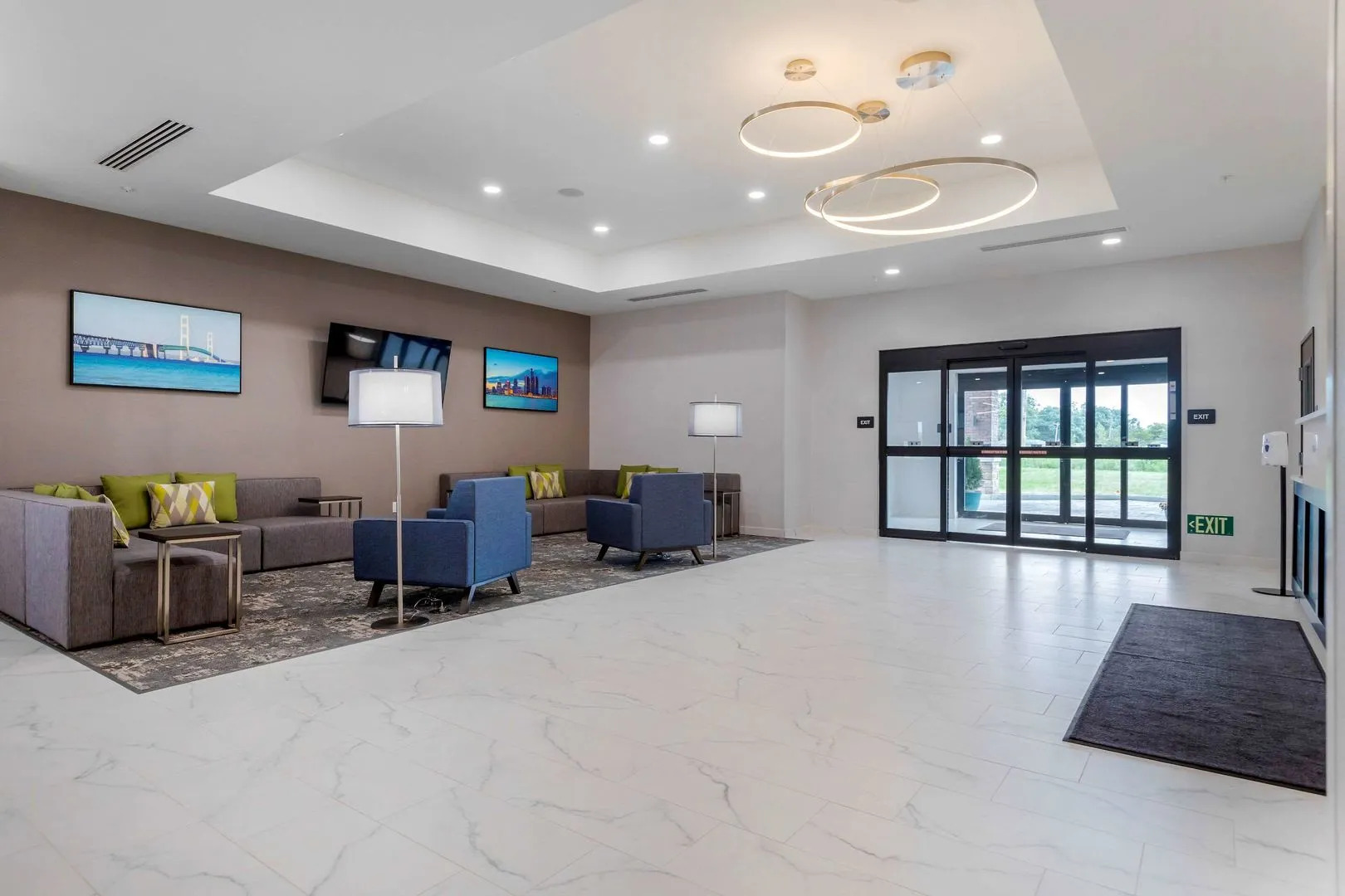 Comfort Inn & Suites Adrian