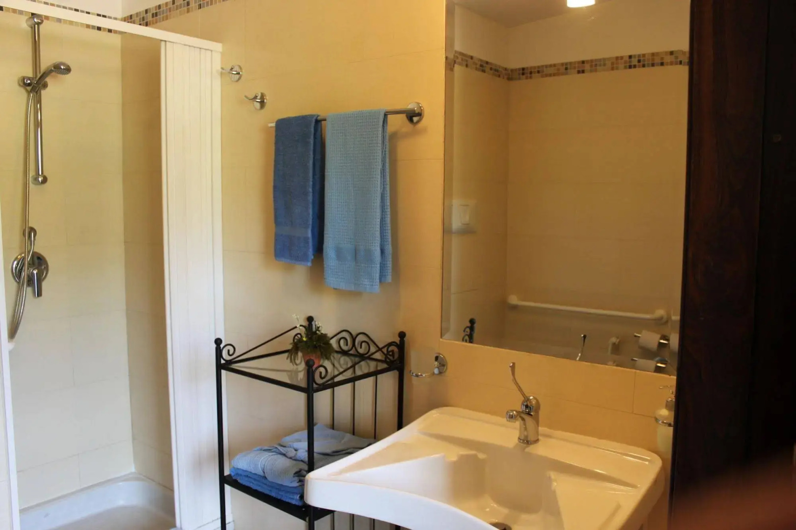 Flegrea House - Casa Rosa