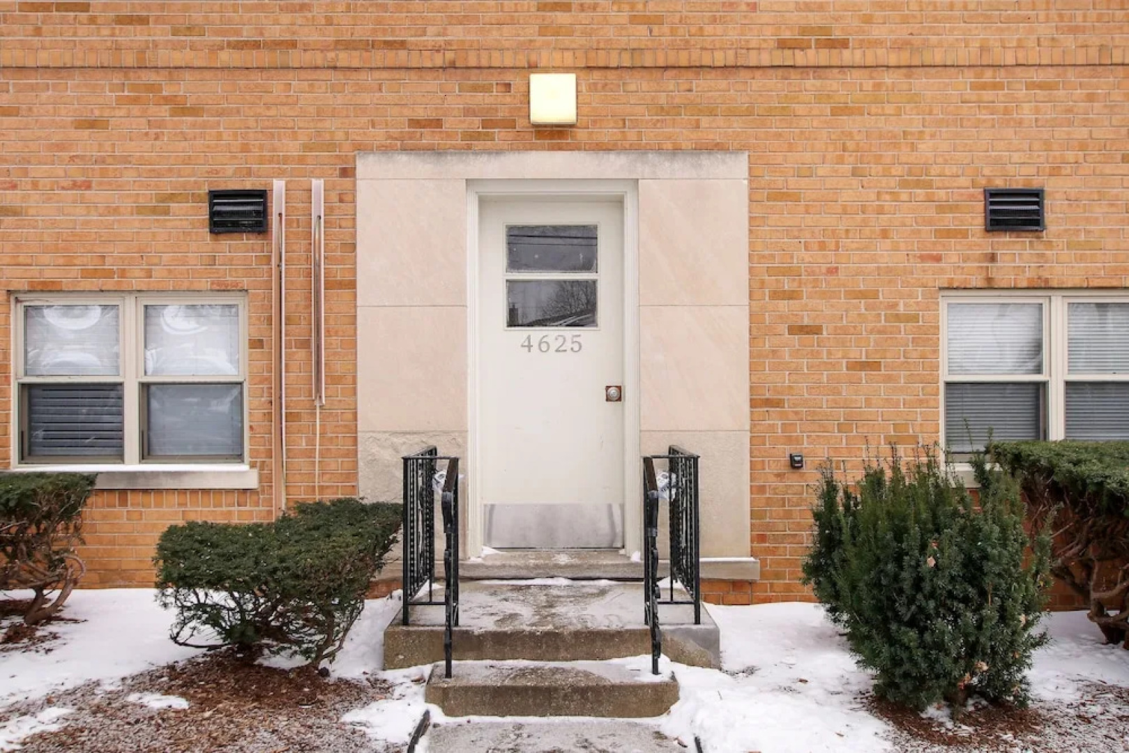 Skokie 1BR Gem - Davis