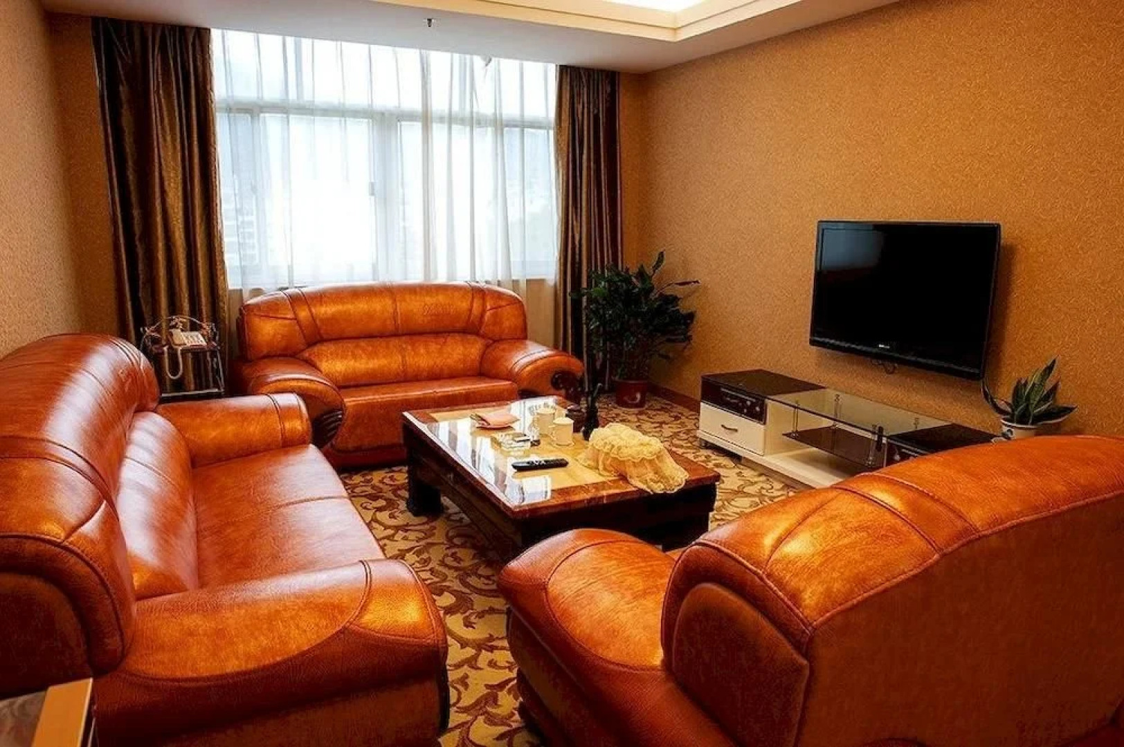 Yichang Zhaojun Hotel