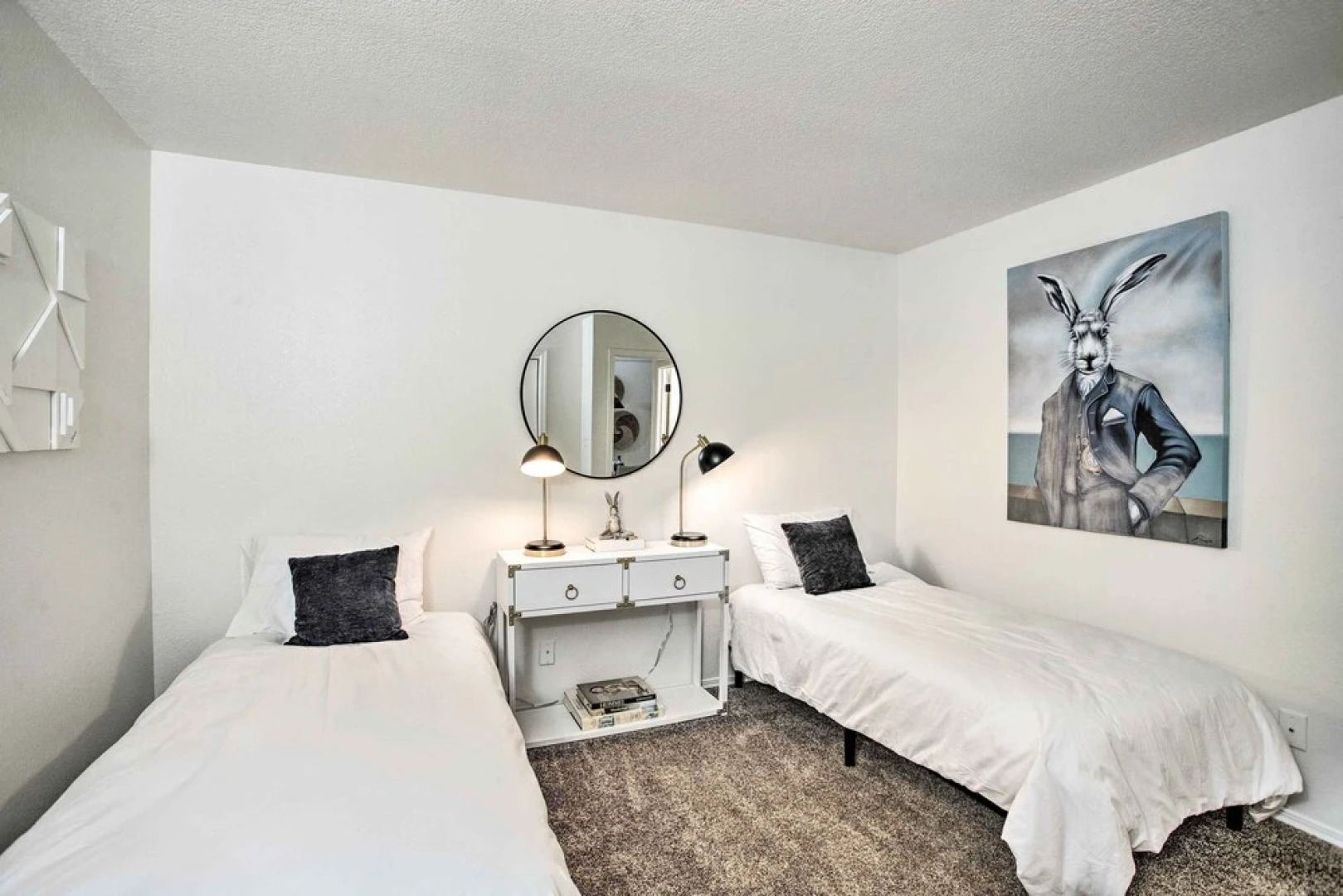 Stunning Condo By Trails, Nat'l Monument!