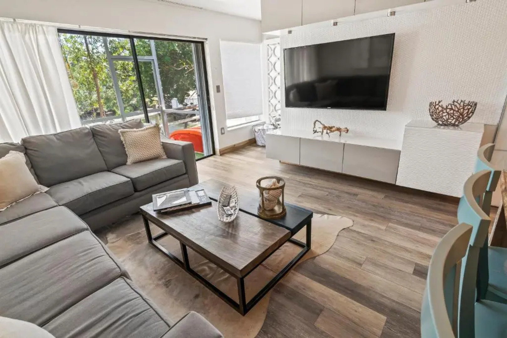 C-VOTED REMODELED UNIT! KAYAKs, MARINA,