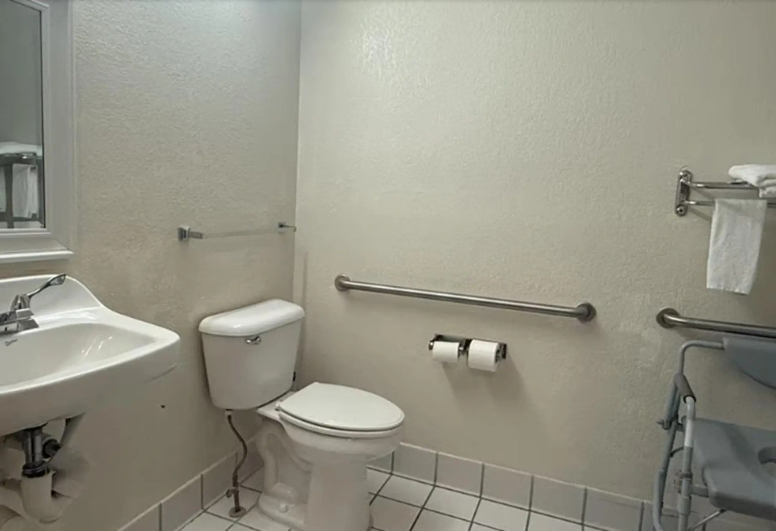 Surestay By Best Western Obetz Rickenbacker Airport