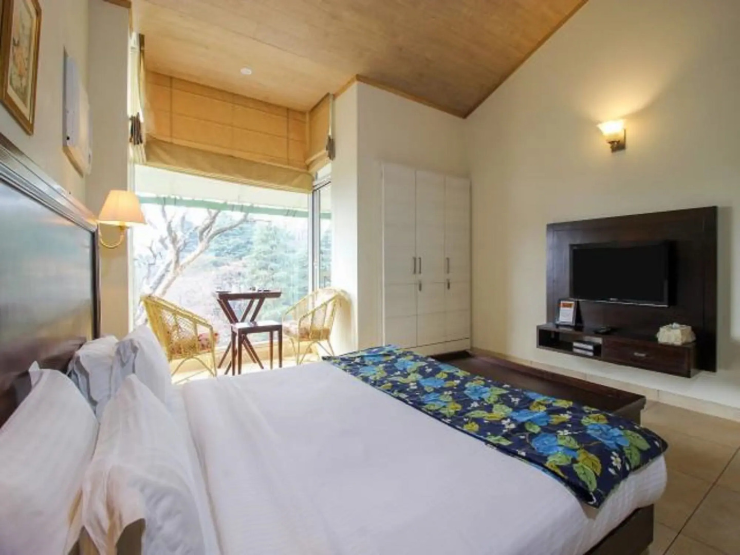 Lamrin Norwood Green Palampur