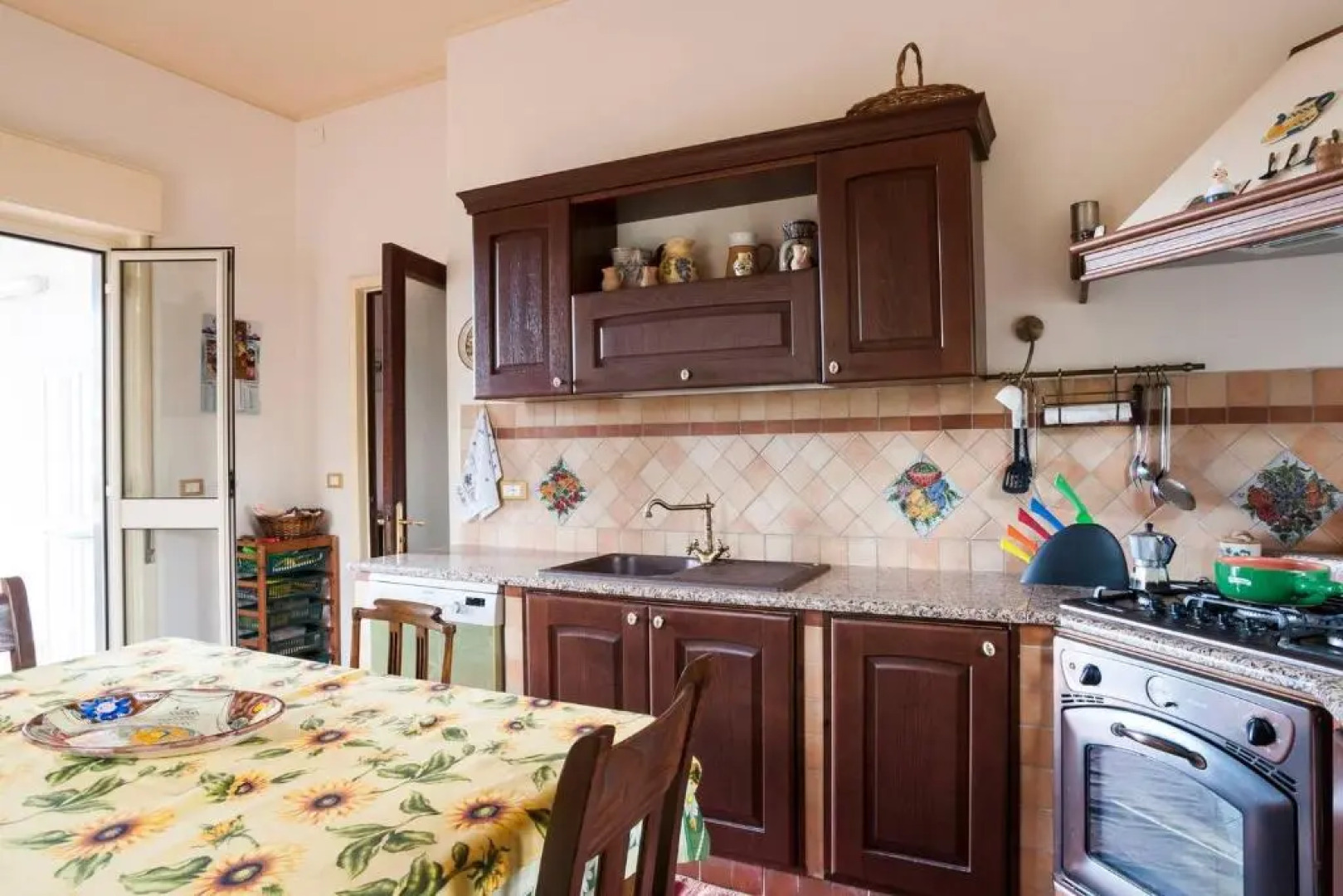 Villa sull'Etna immersa nel bosco