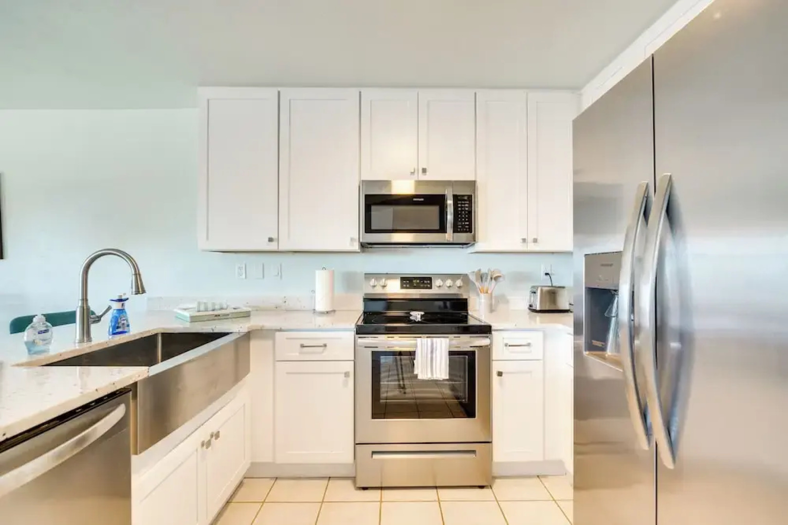 Cedar Key Condo w/ Balcony & Gulf Views!