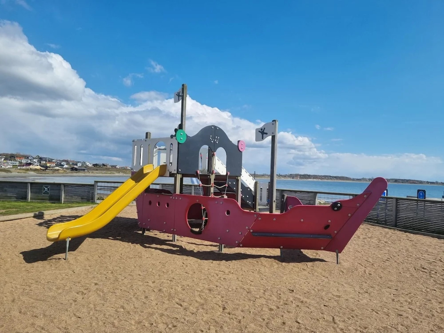 Apelviken Lägenhetshotell