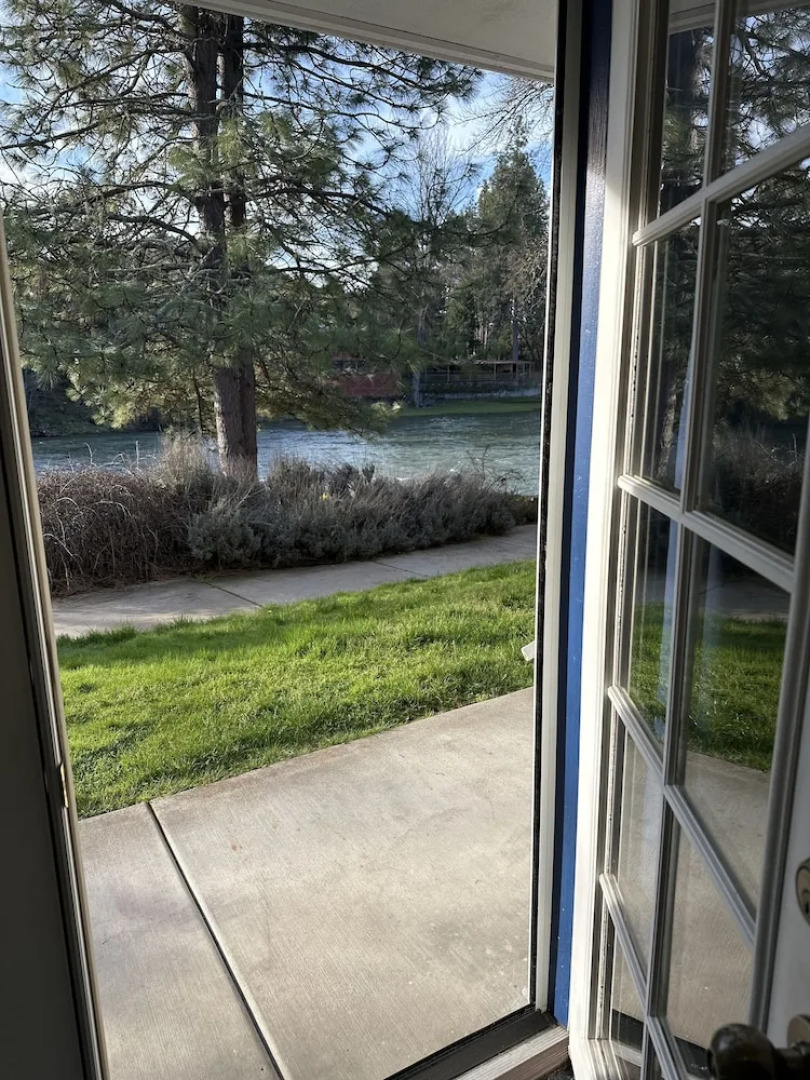 Edgewater Inn Shady Cove