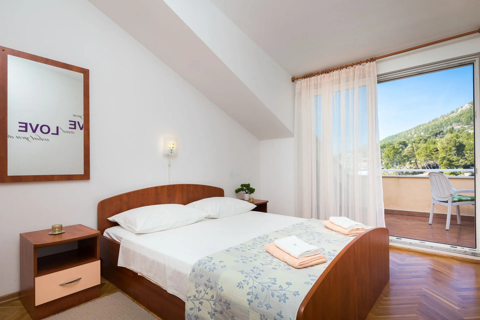 Apartment Suzi - beautiful view and cosy: A1 crvena kuhinja Baska Voda, Riviera Makarska