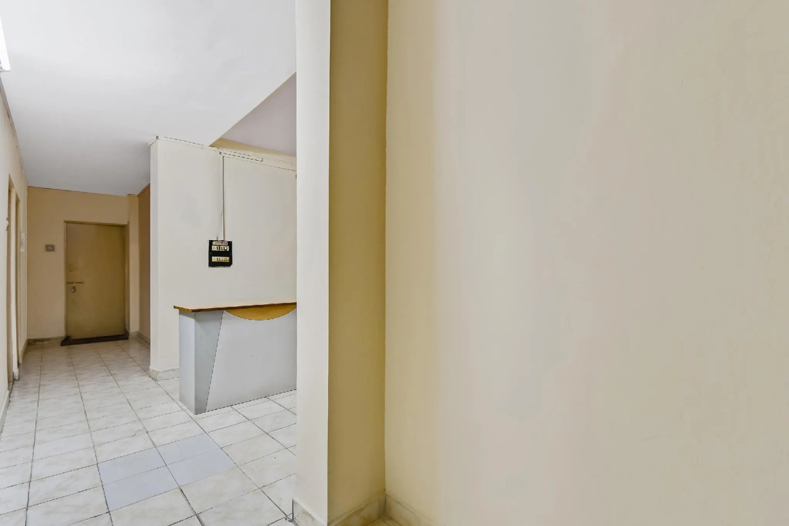 SPOT ON 64978 Gokul Plaza