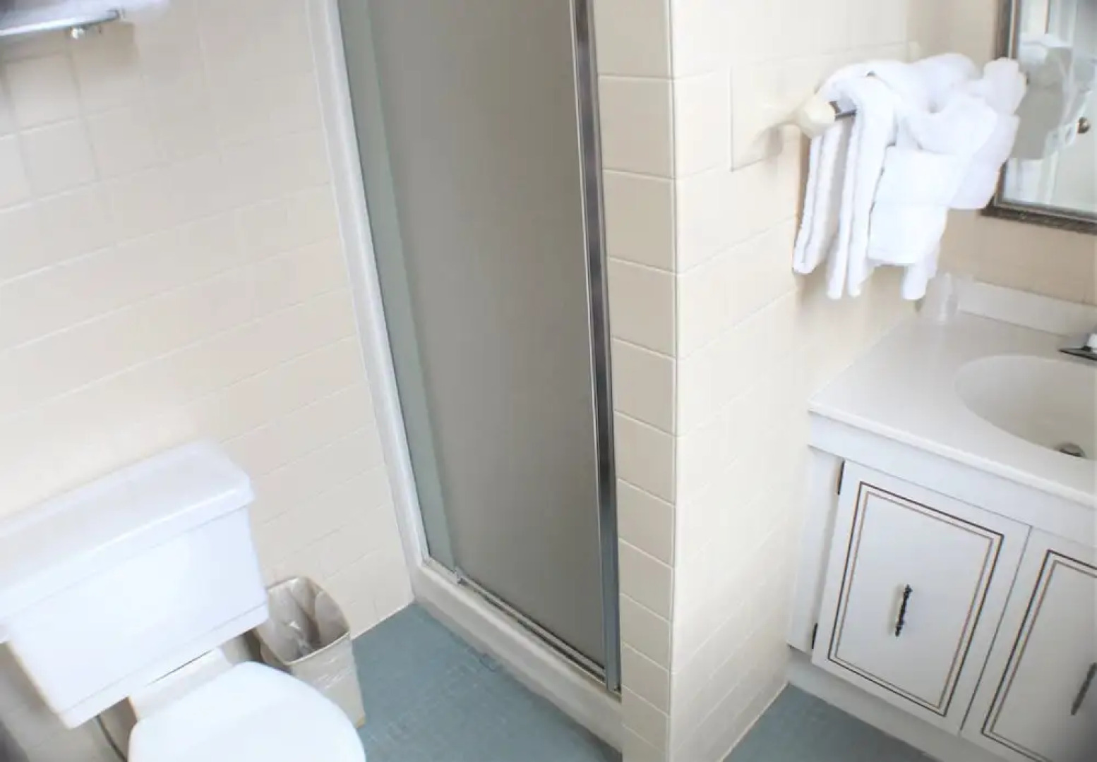 Waynebrook Inn, Est 1865