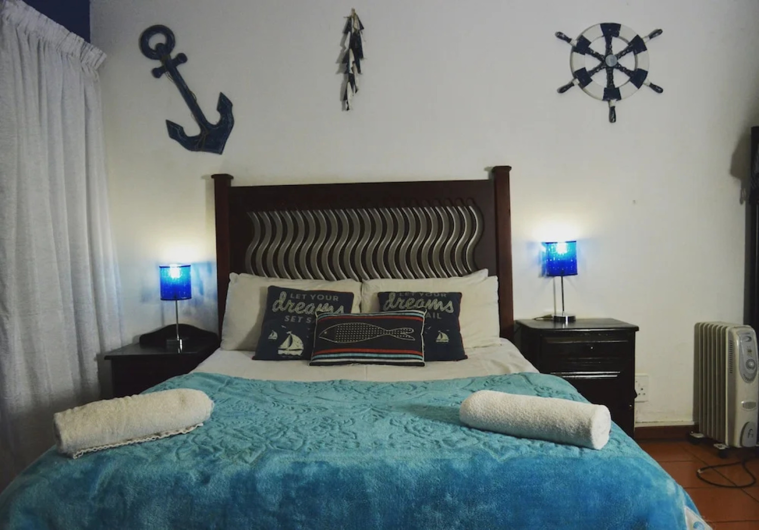 HomeBase Melville - Hostel