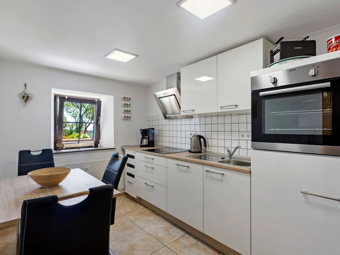 Amazing Holiday Home in Plütscheid with Garden