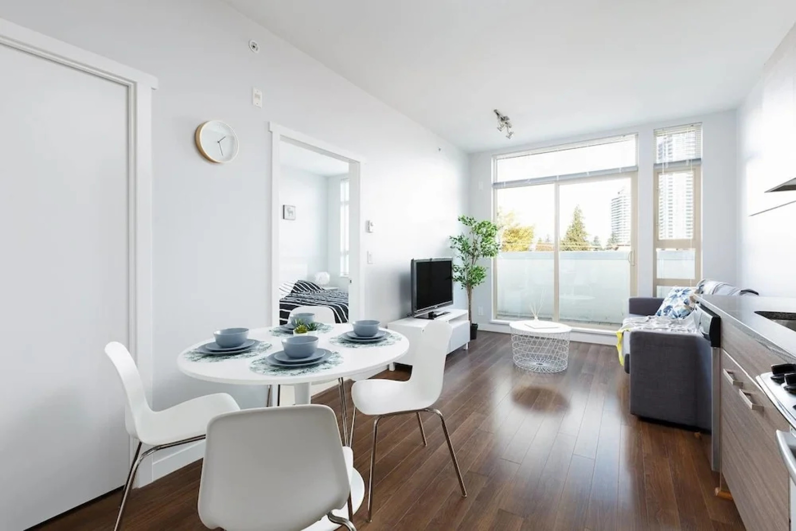 Surrey Center Cozy Condo