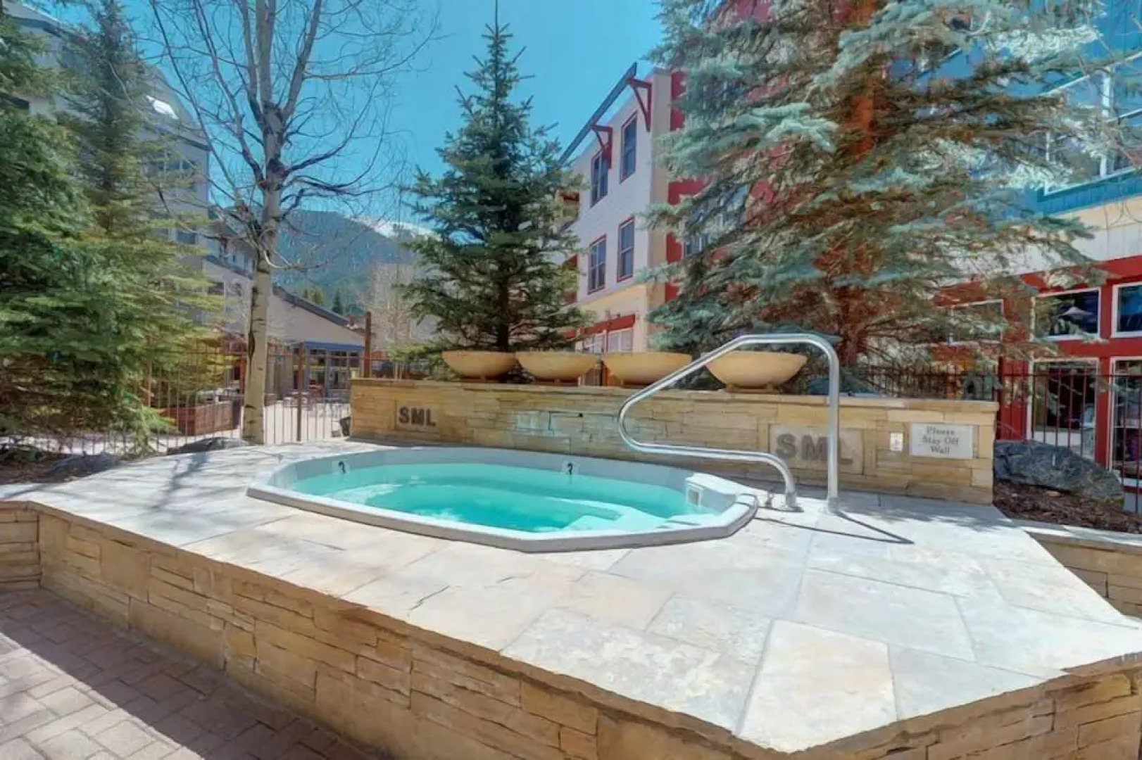 1 Bedroom Mountain Condo in River Run Village with Beautiful Mountain Views and Walking Distance to Ski