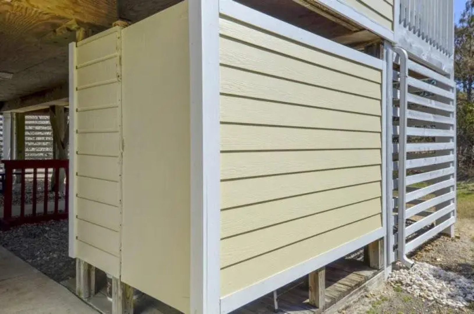 1300 - Shore Pleasure