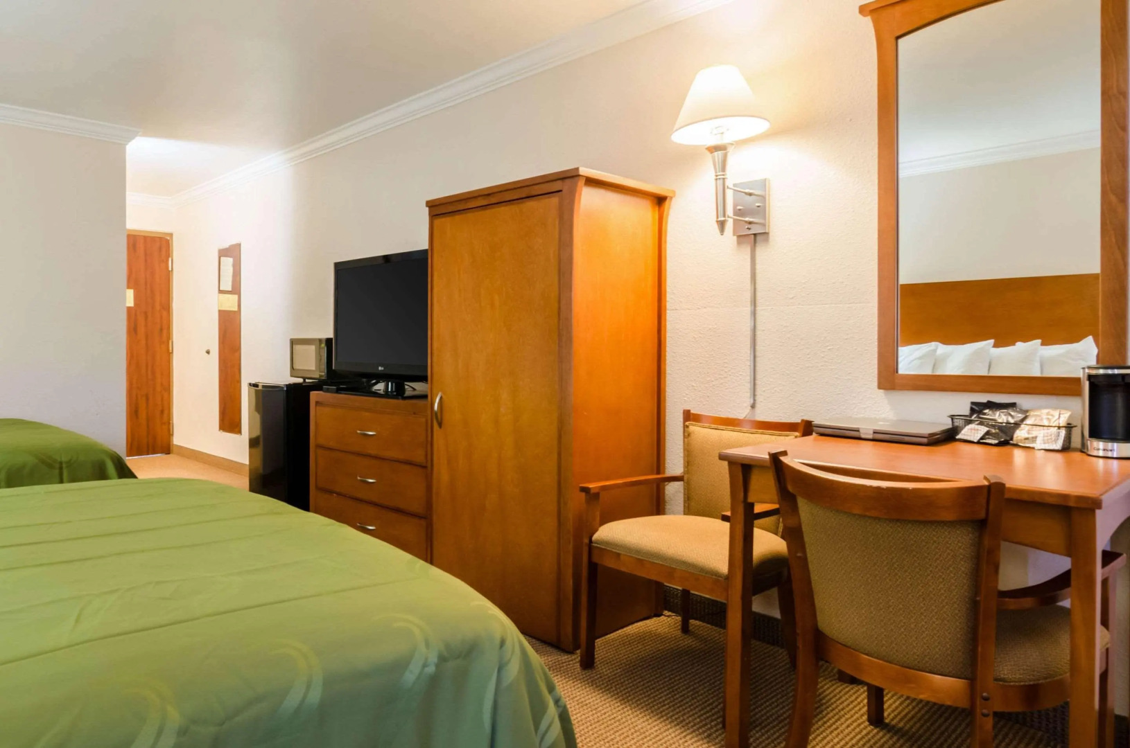 Sunflower Inn and Suites