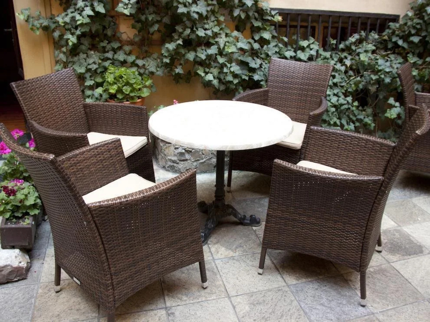 Hotel U Zlateho Jelena