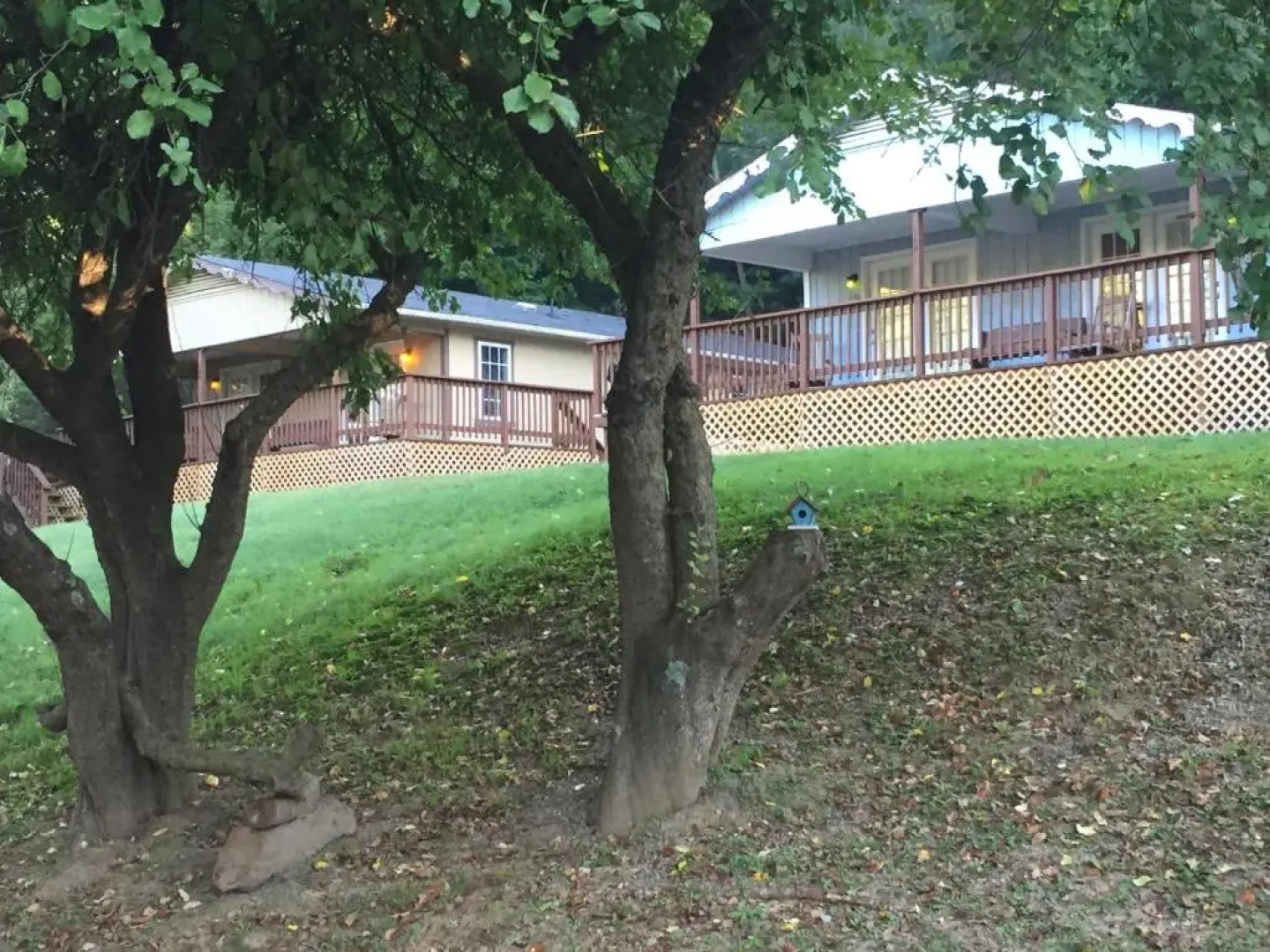 Highland Hills Motel and Cabins – A Master Hosts Resort