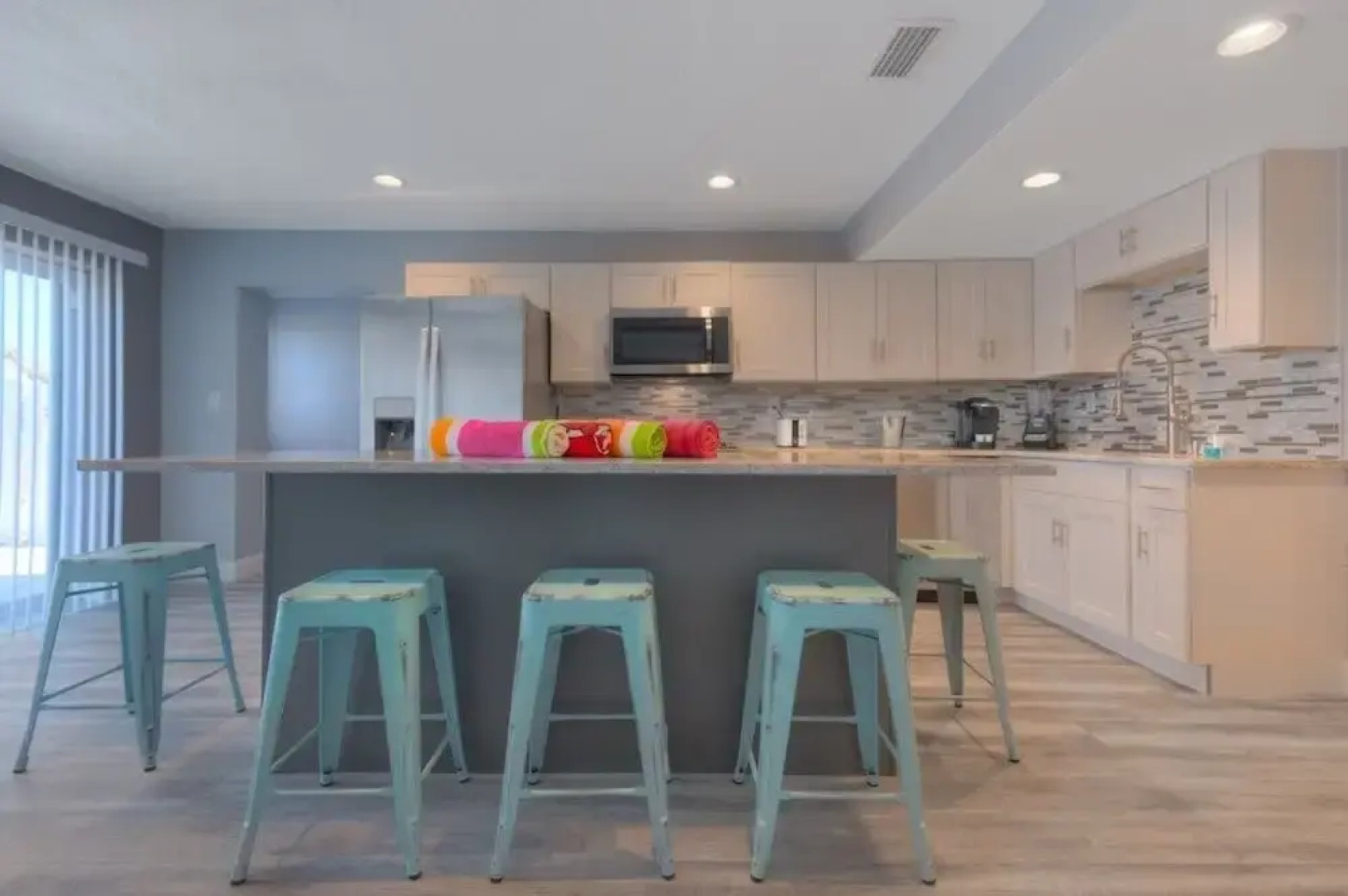 Sea La Vie Beach Oceanfront Patio Pet Friendly