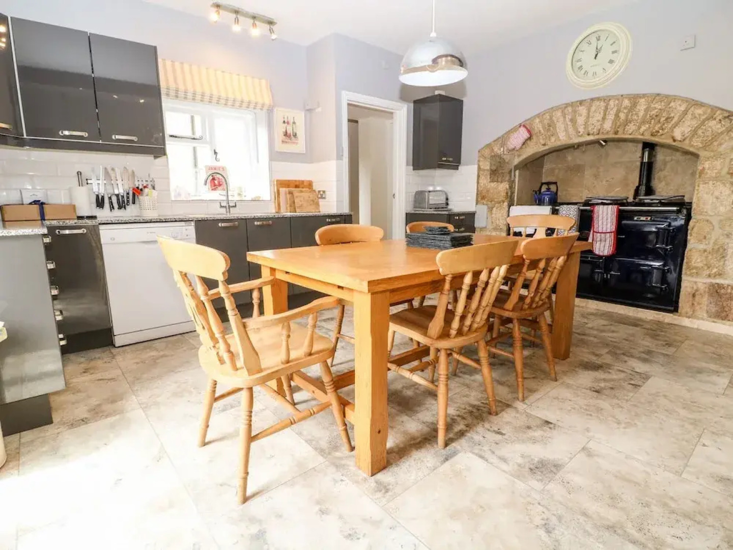 South Hill Farmhouse