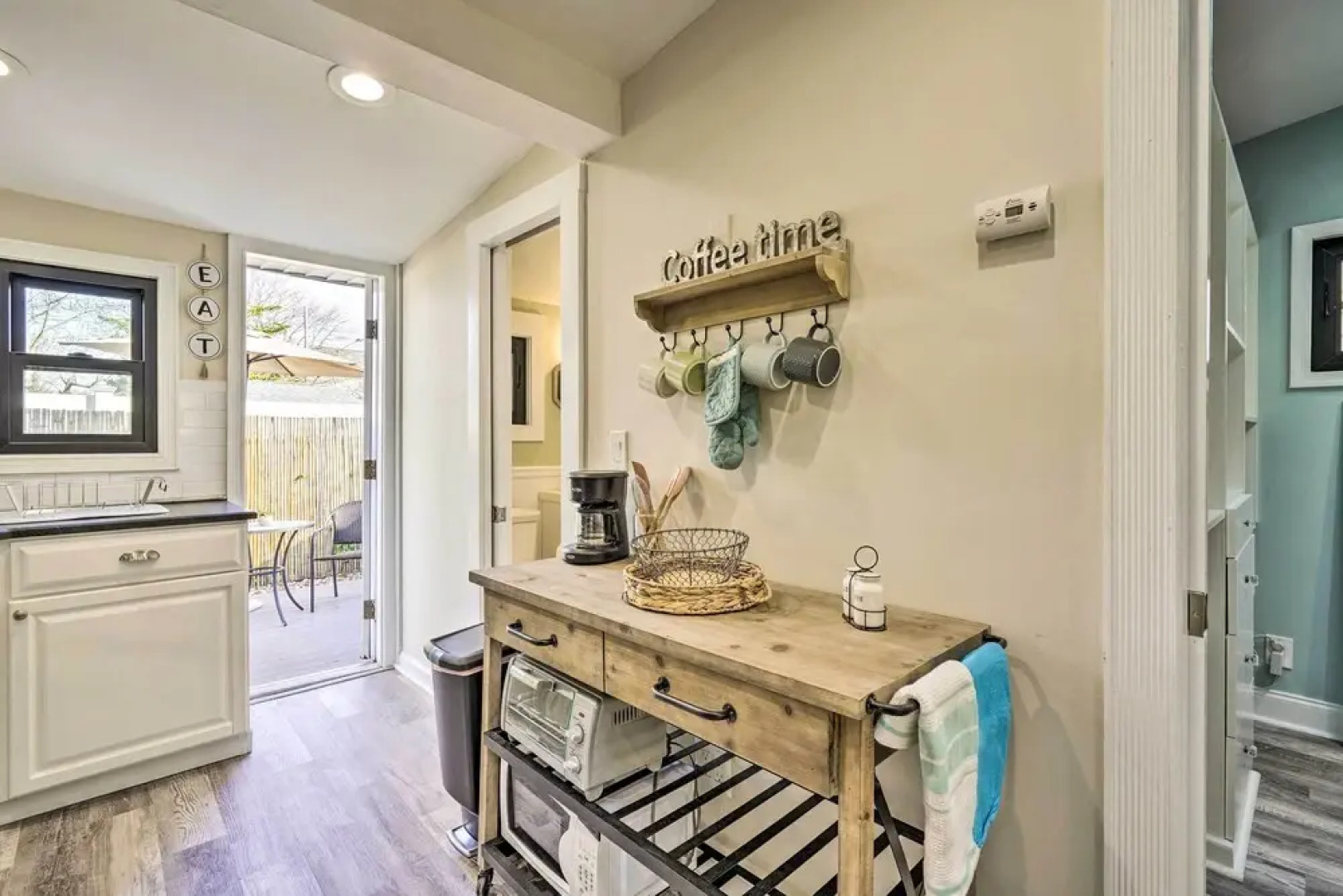 Belmar Cottage w/ Deck & Fire Pit!