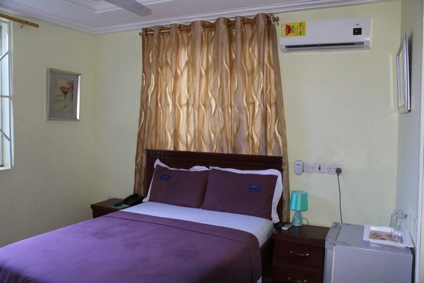 Gorsben Royal Lodge Hotel