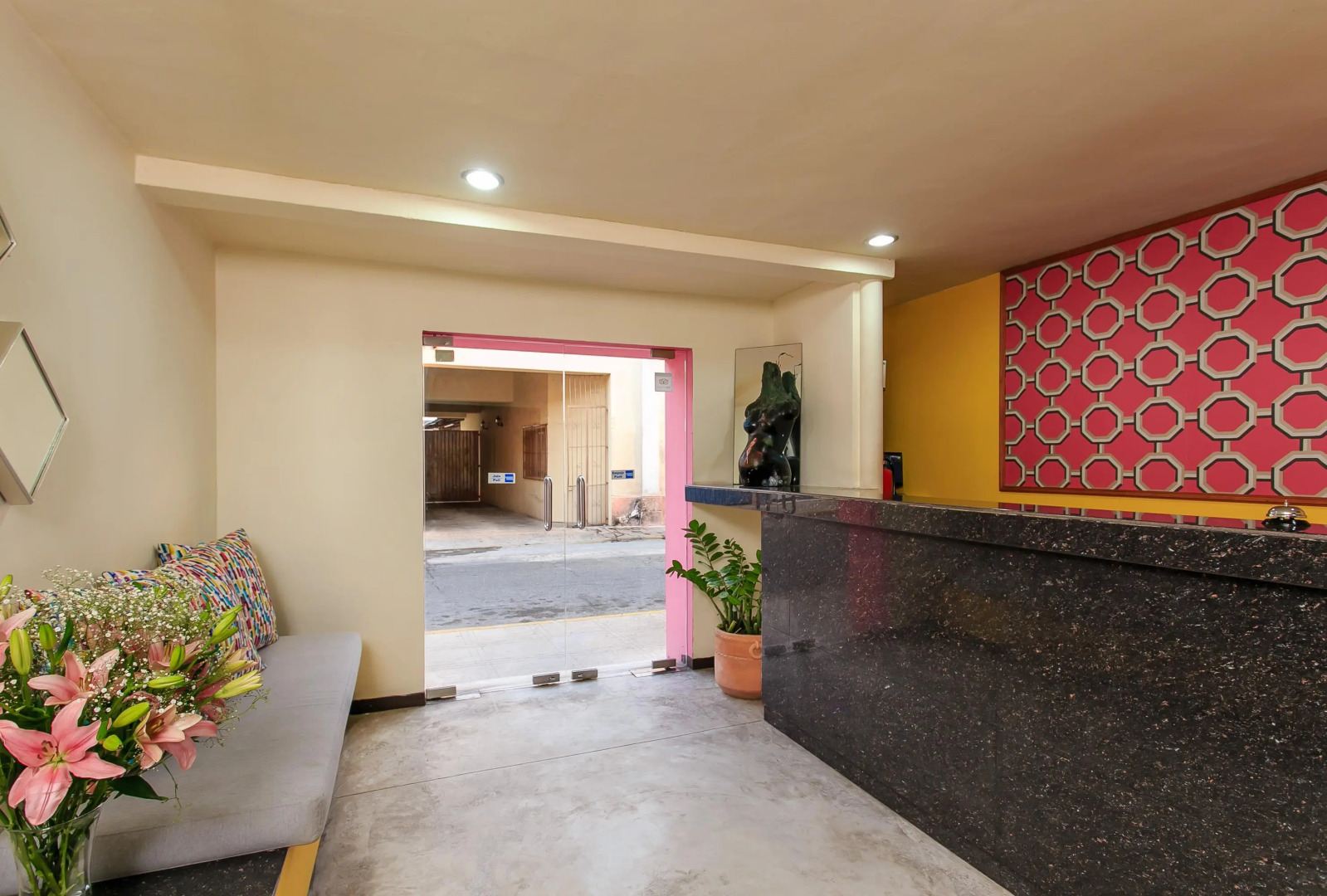 Art 57 Hotel - Adults Only