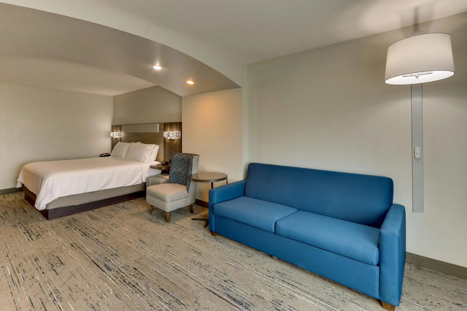 Holiday Inn Express & Suites Ardmore by IHG