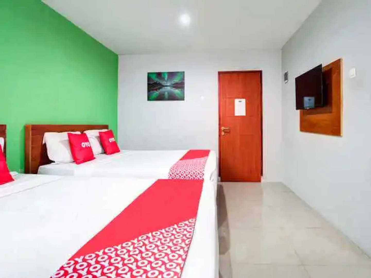 Collection O 3876 The Aurora Inn Lembang