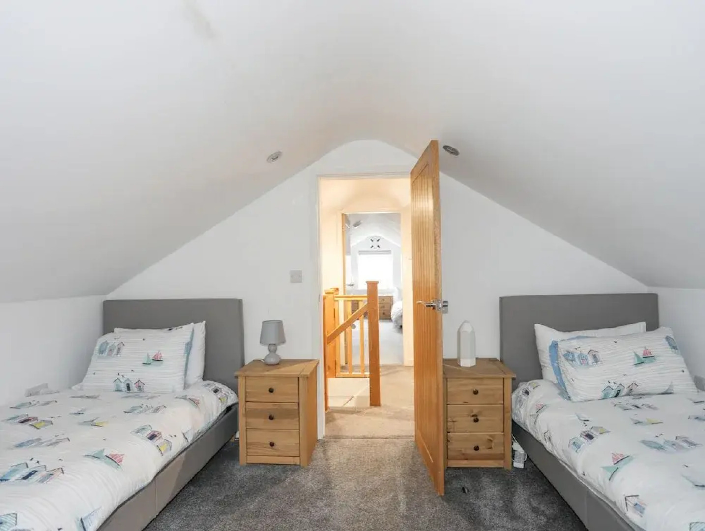 Clydfan, No 1 Trearddur Road