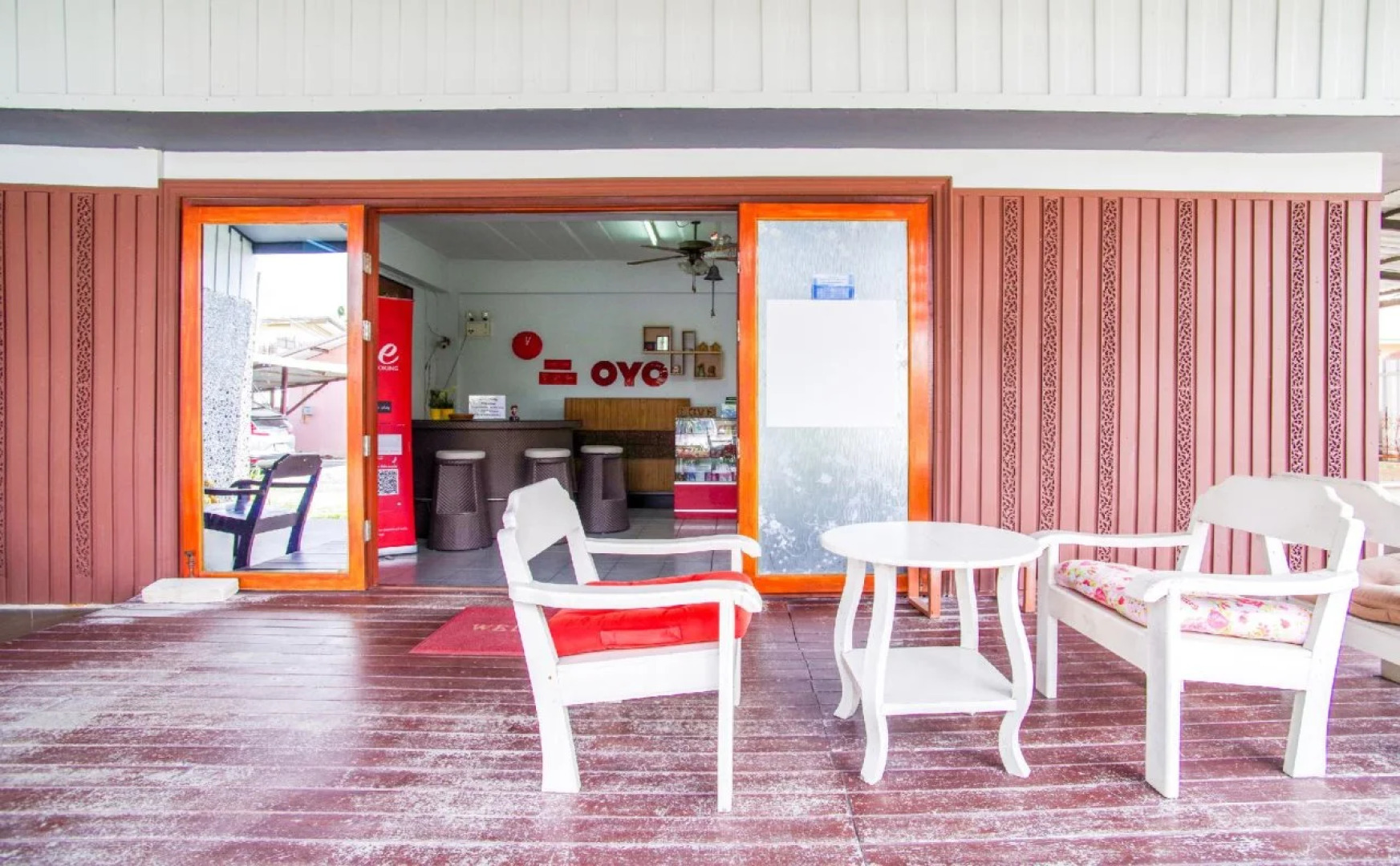 OYO 428 Pha Mansion (Vaccinated Staff)