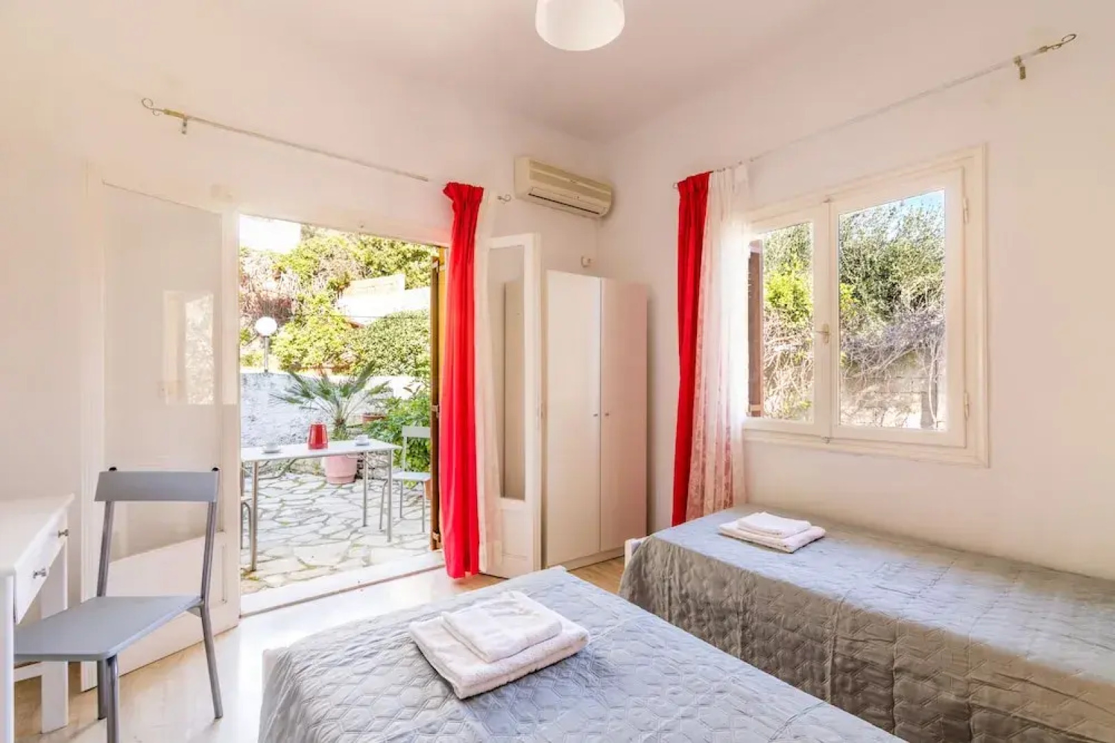 Ipsos Katerina Home Seaview 1-bedroom