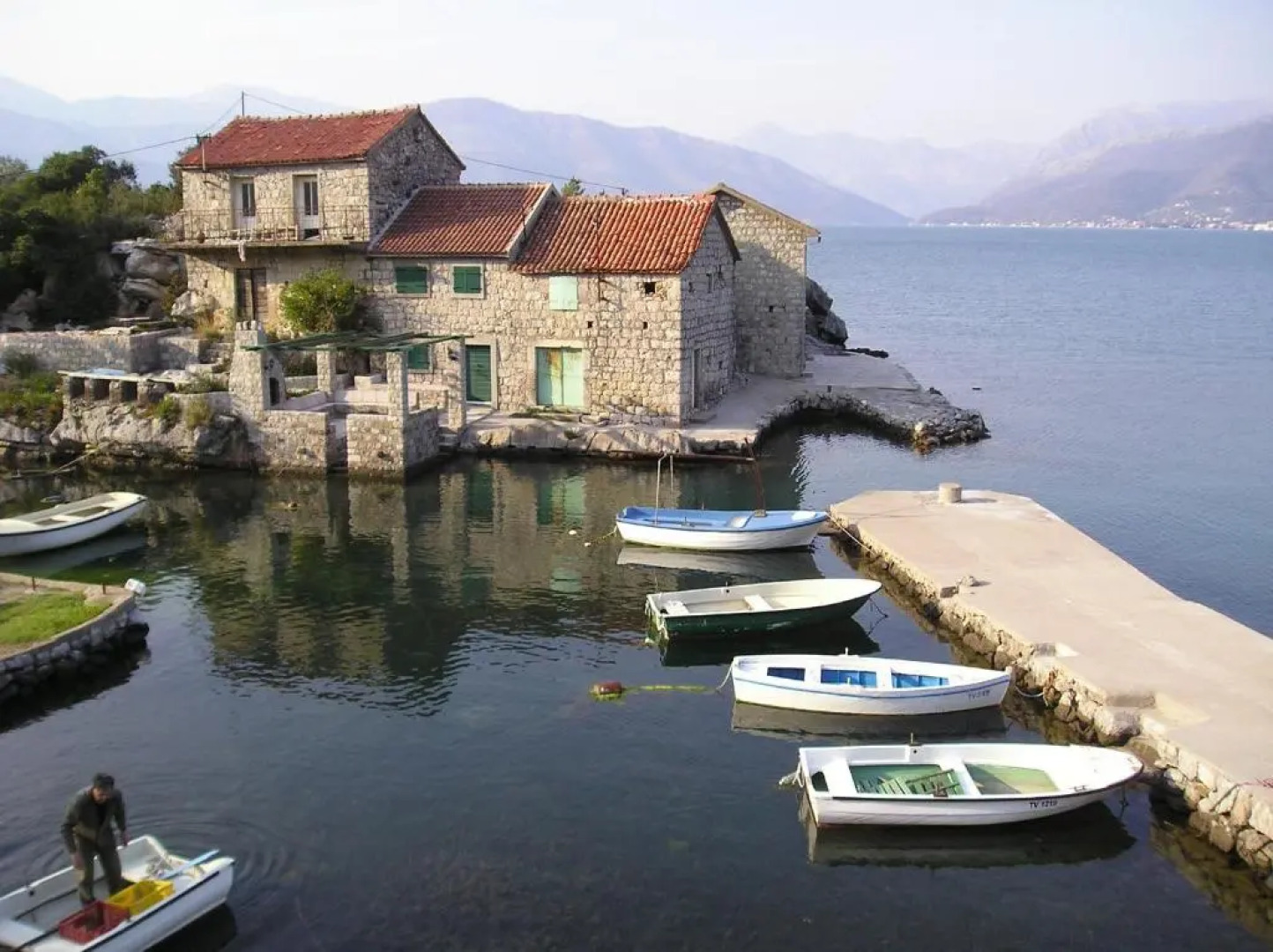 Hidden Jewl - Kakrc Apartment