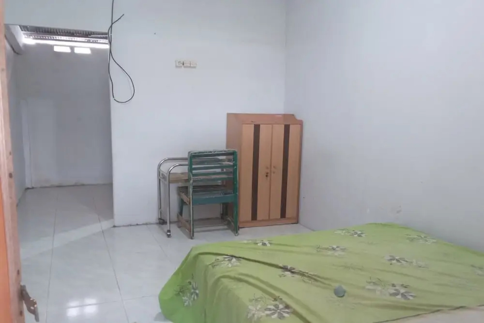 OYO Life 93259 Kos Kurnia