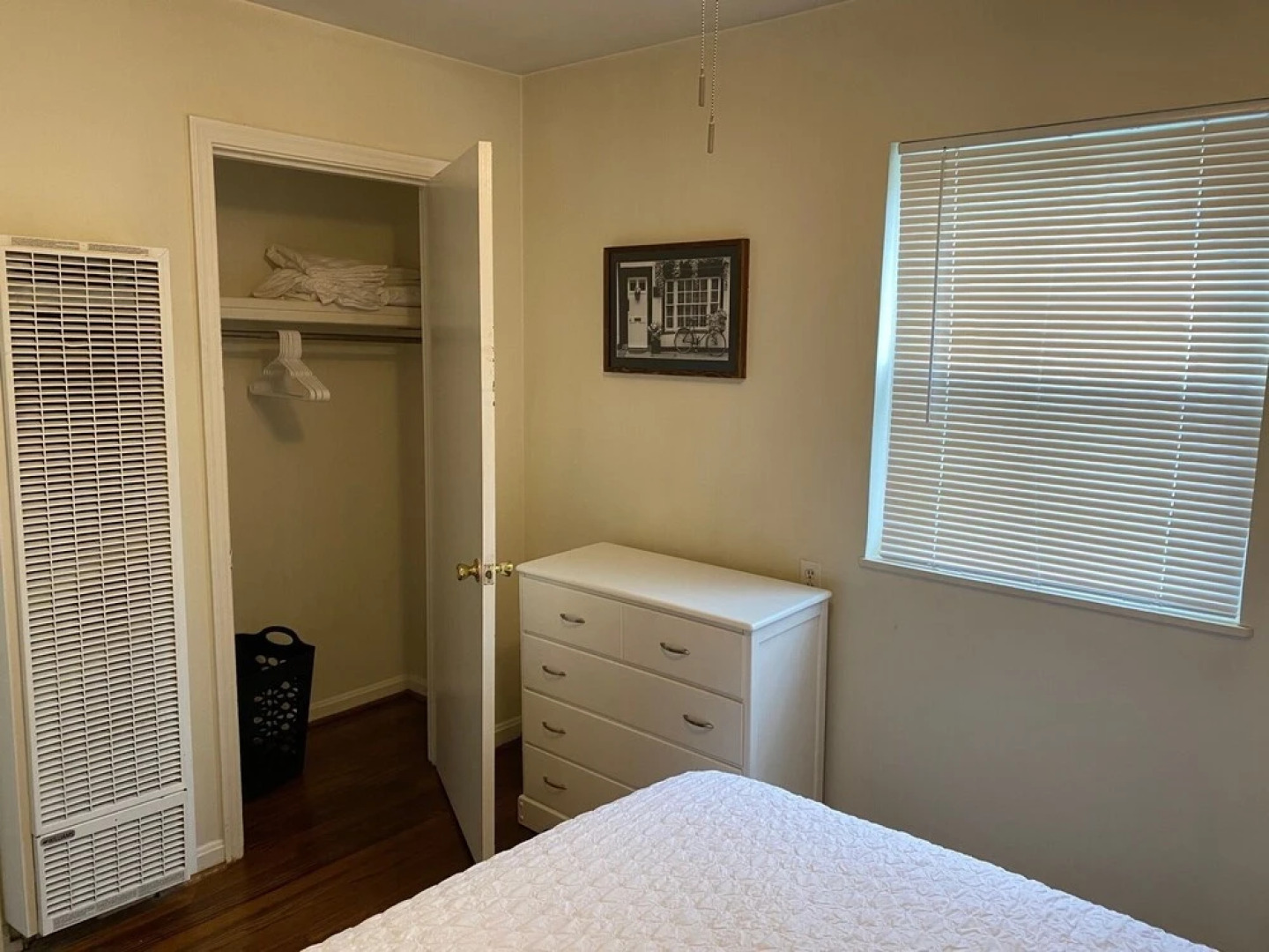 Cozy, Roomy 1 Bedroom Home in Cincinnati