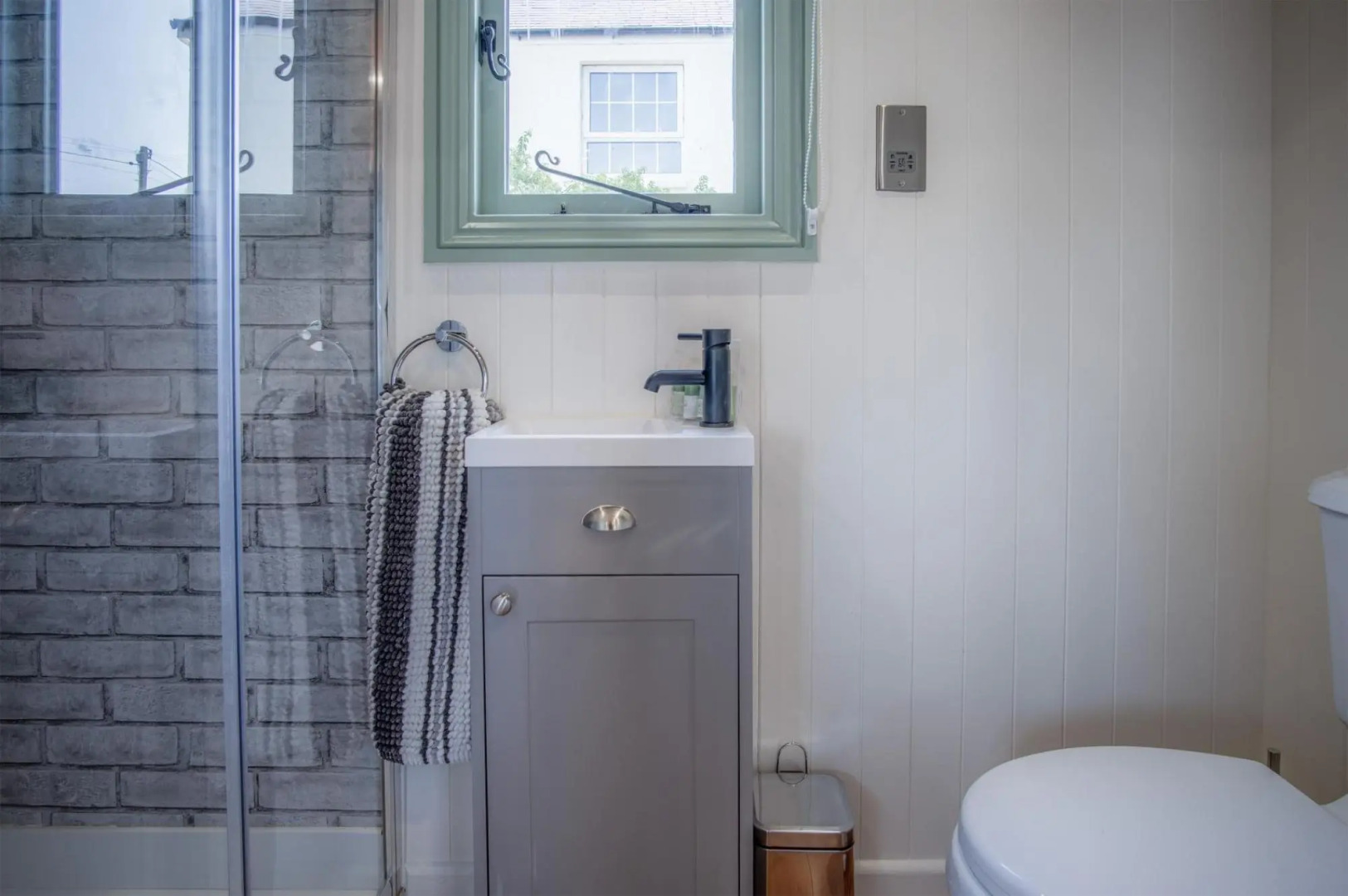 Rosemary - 1 Bedroom - Amroth