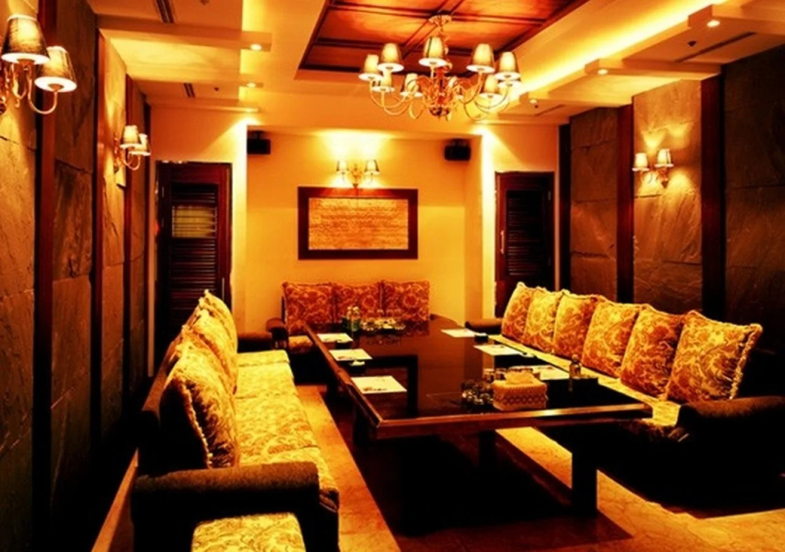 Tourist Hotel Masters