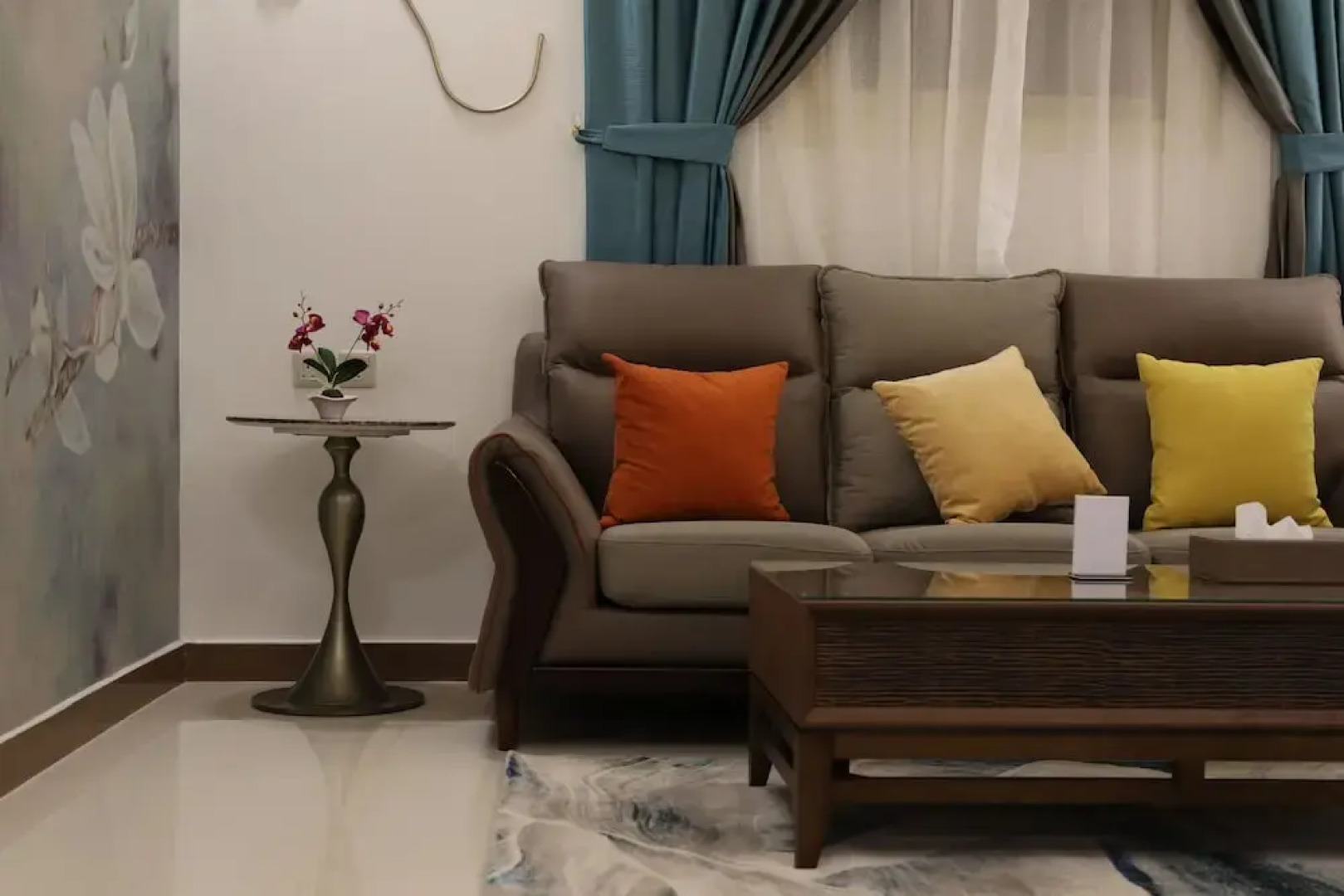 Seasons hotel suites