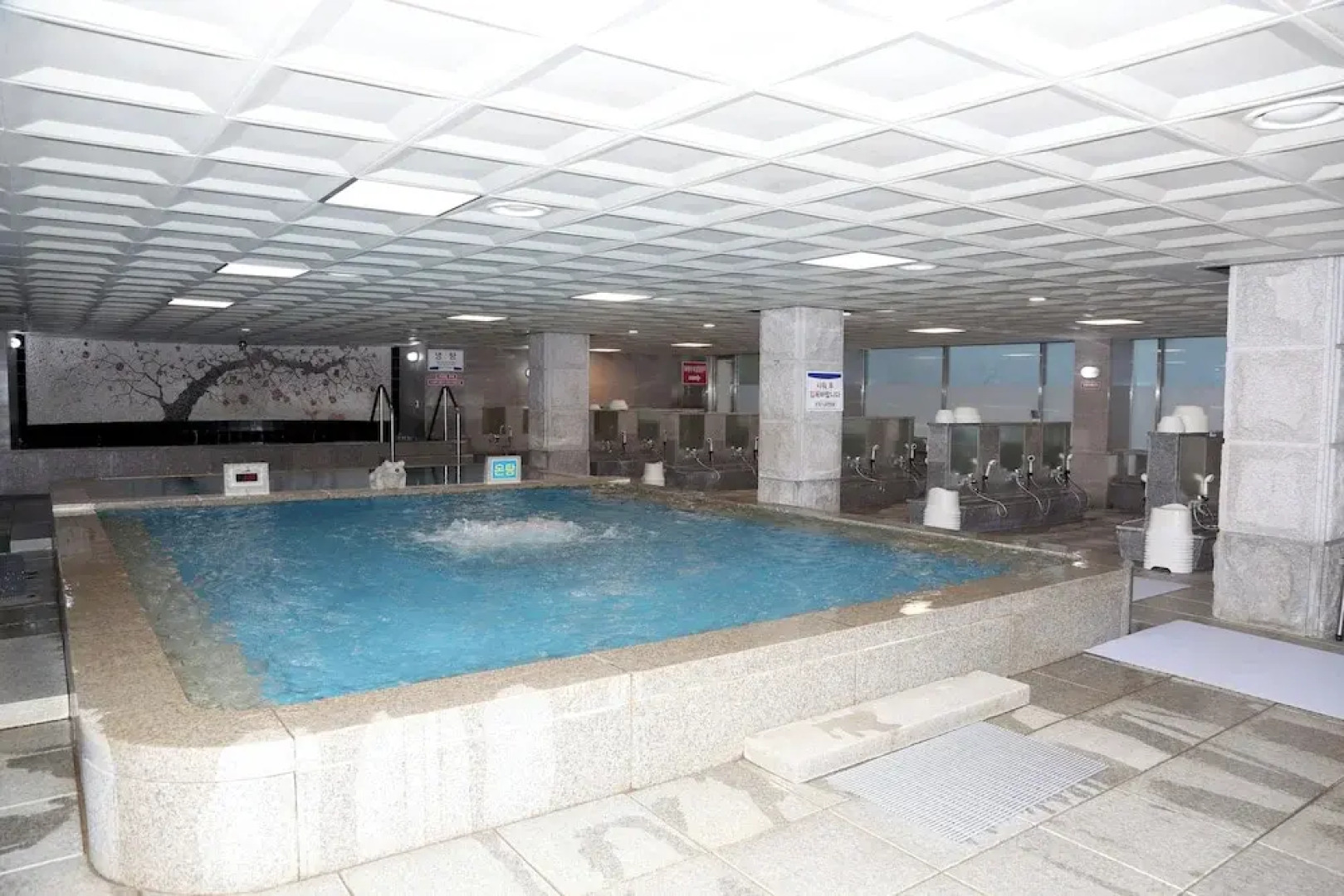 Mungang Sulfur Hot Springs