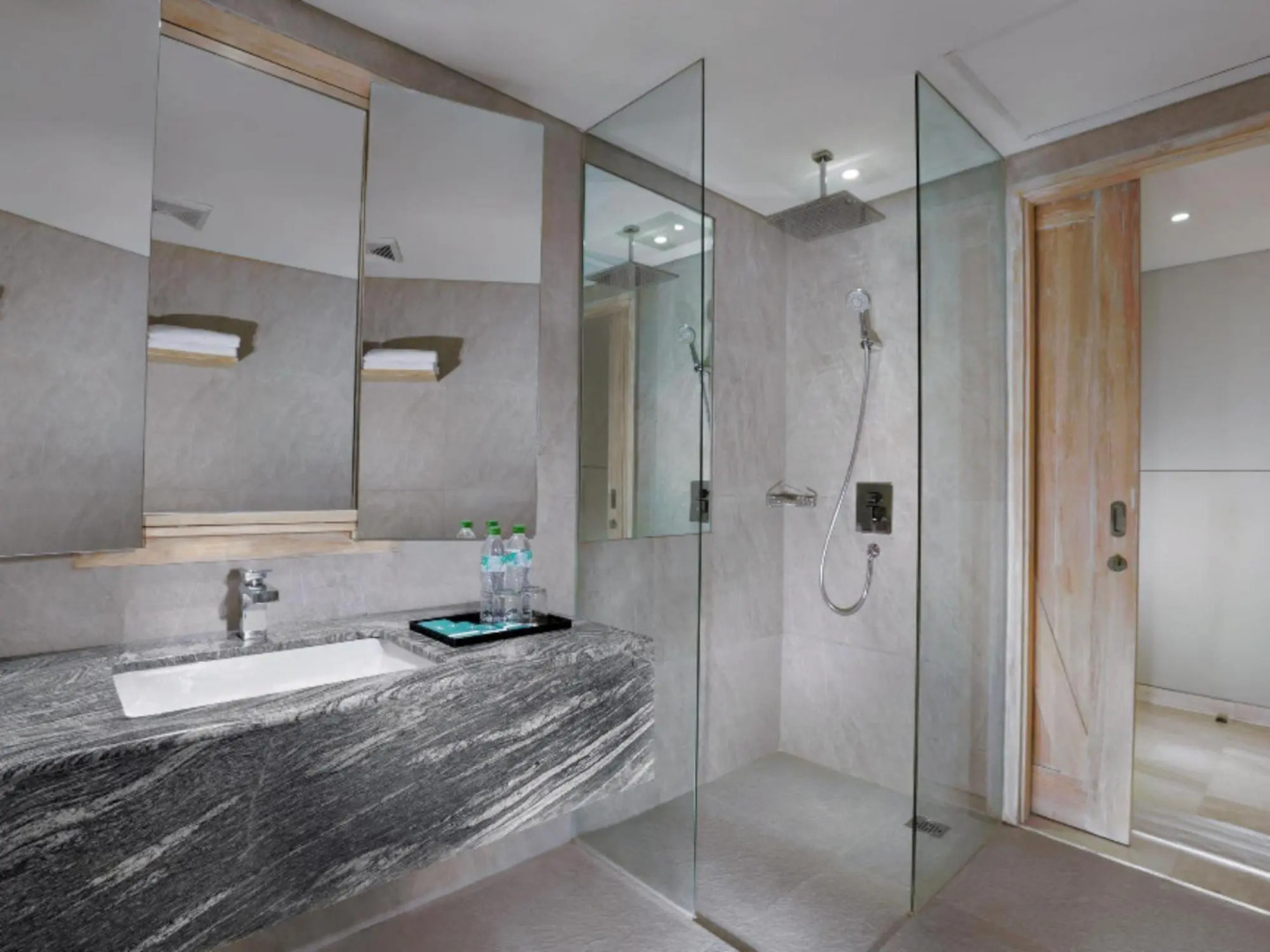 D'MAX Hotel & Convention Lombok