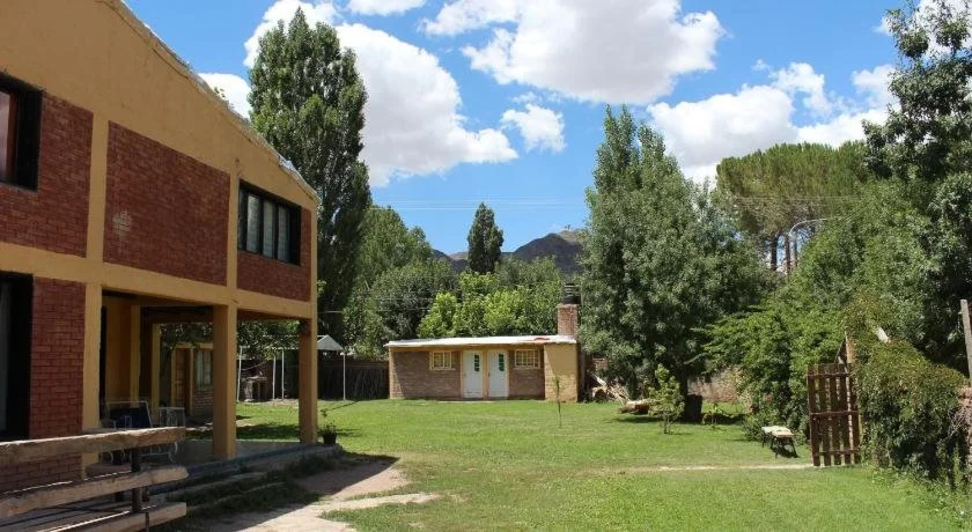 Samadi Hostel