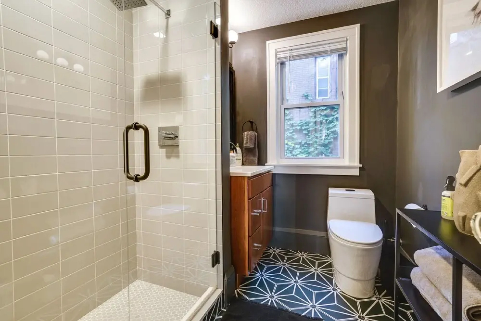 Pet-friendly Saint Paul Rental Near Downtown!